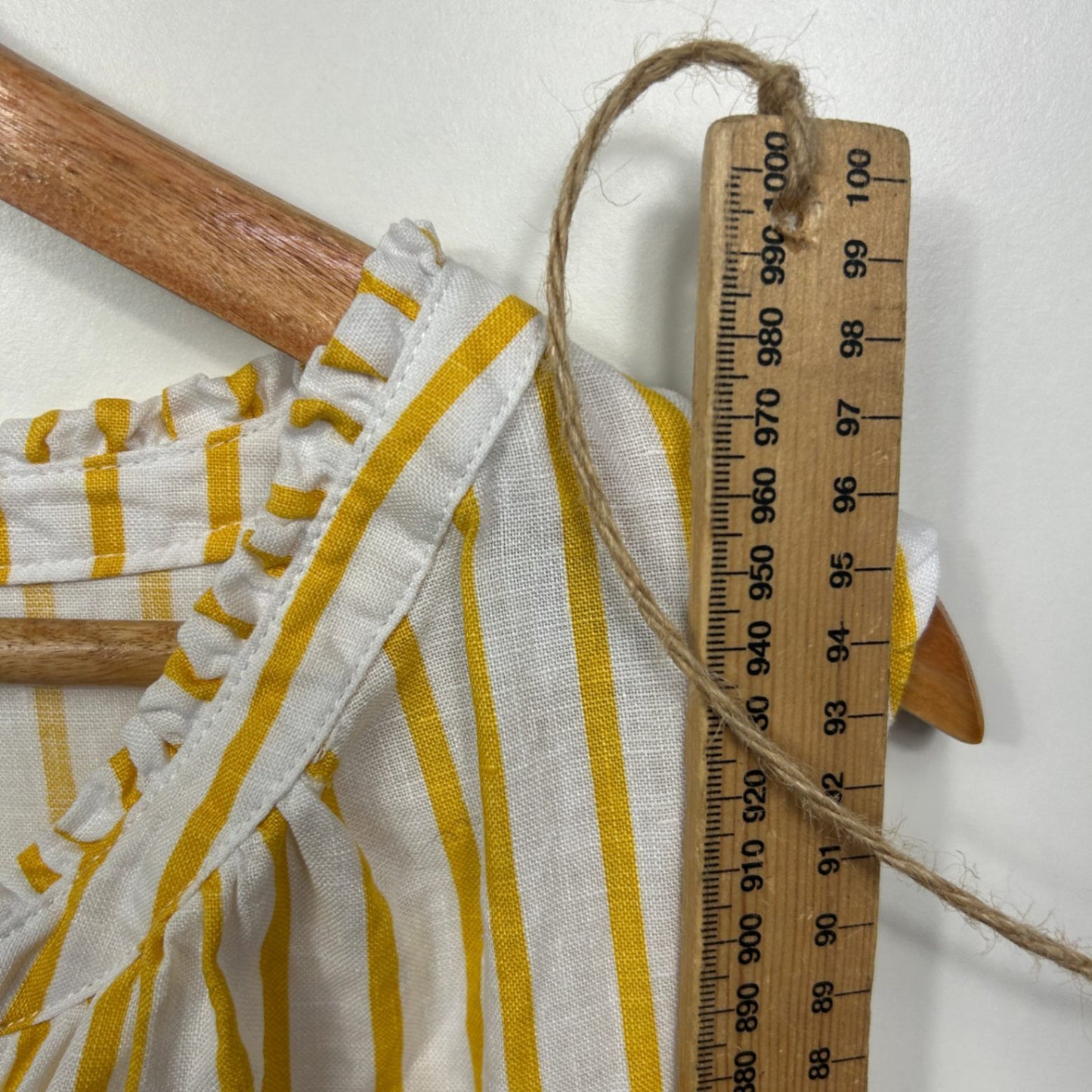 Sussan Linen Dress Size 18 Yellow White Sleeveless Midi Pockets Striped Shift Size 18