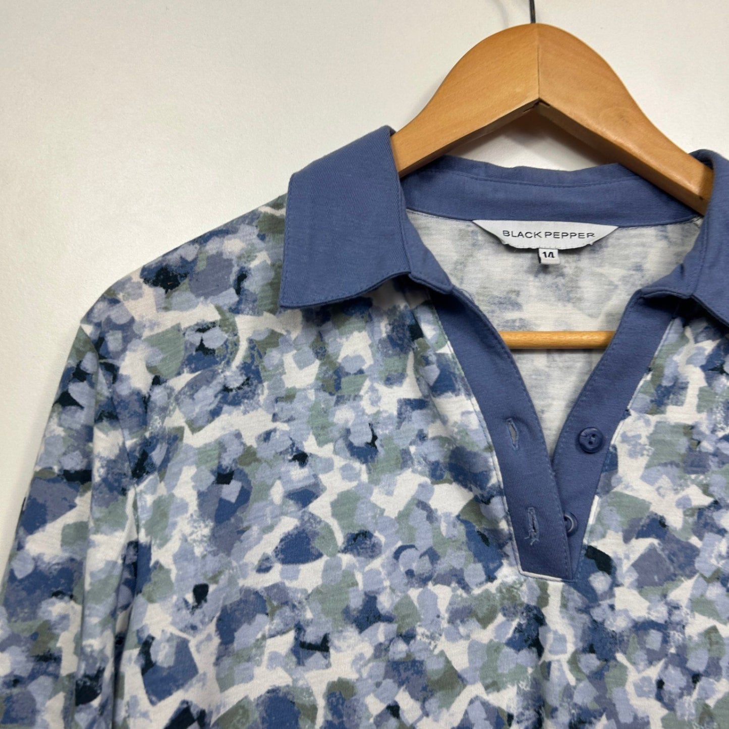 Black Pepper Collared Top Size 14 Blue Floral Long Sleeve Cotton Blend