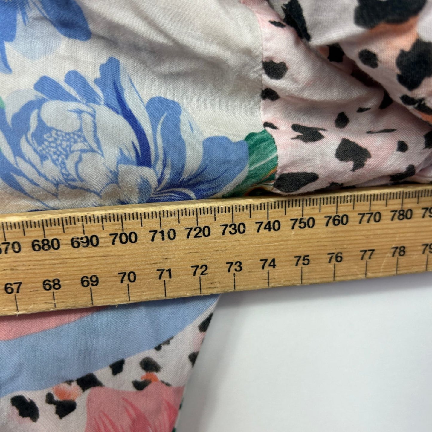 Peter Alexander Women’s Size 1+ (16-18) Floral Pyjama Top Button Up Sleepwear PJ