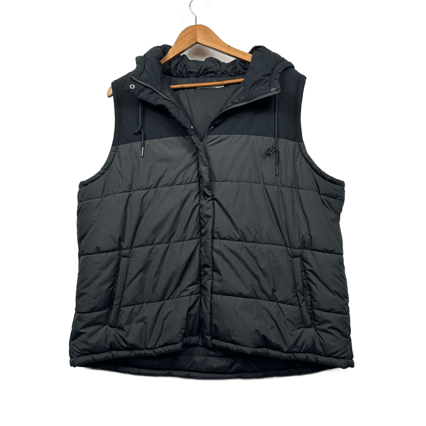 CAPE Grey Black Puffer Vest Hooded Sleeveless Outdoor Pockets Size 20 Plus