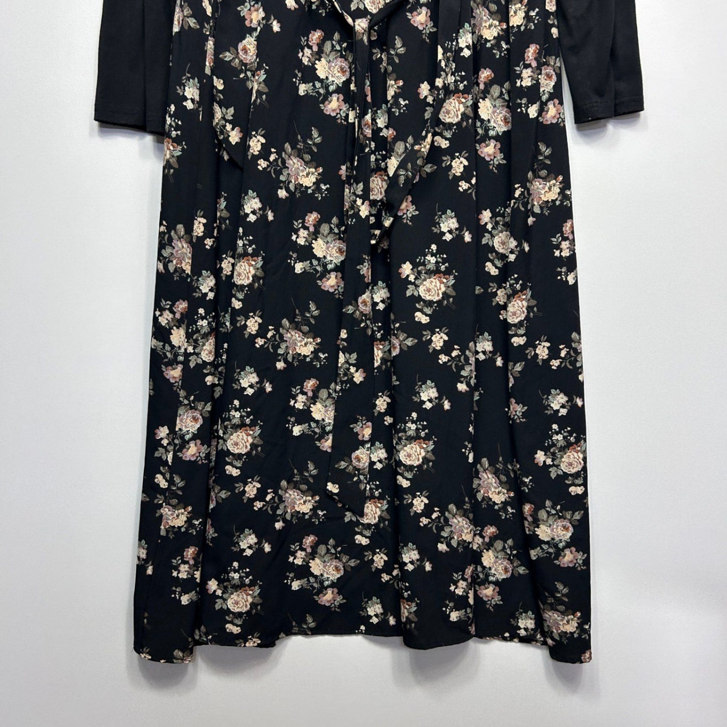 Shein Maxi Dress Size 4XL Black Long Sleeve Floral Long Length