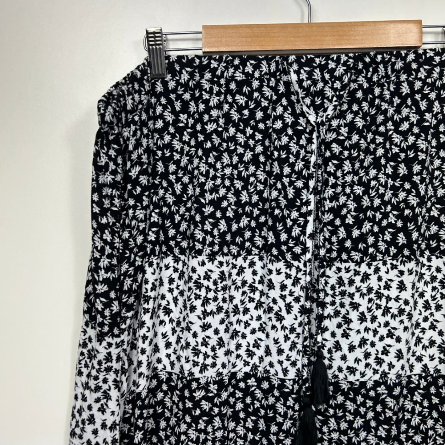 Millers Black White Viscose Pockets Floral Maxi Skirt Size 18 2XL