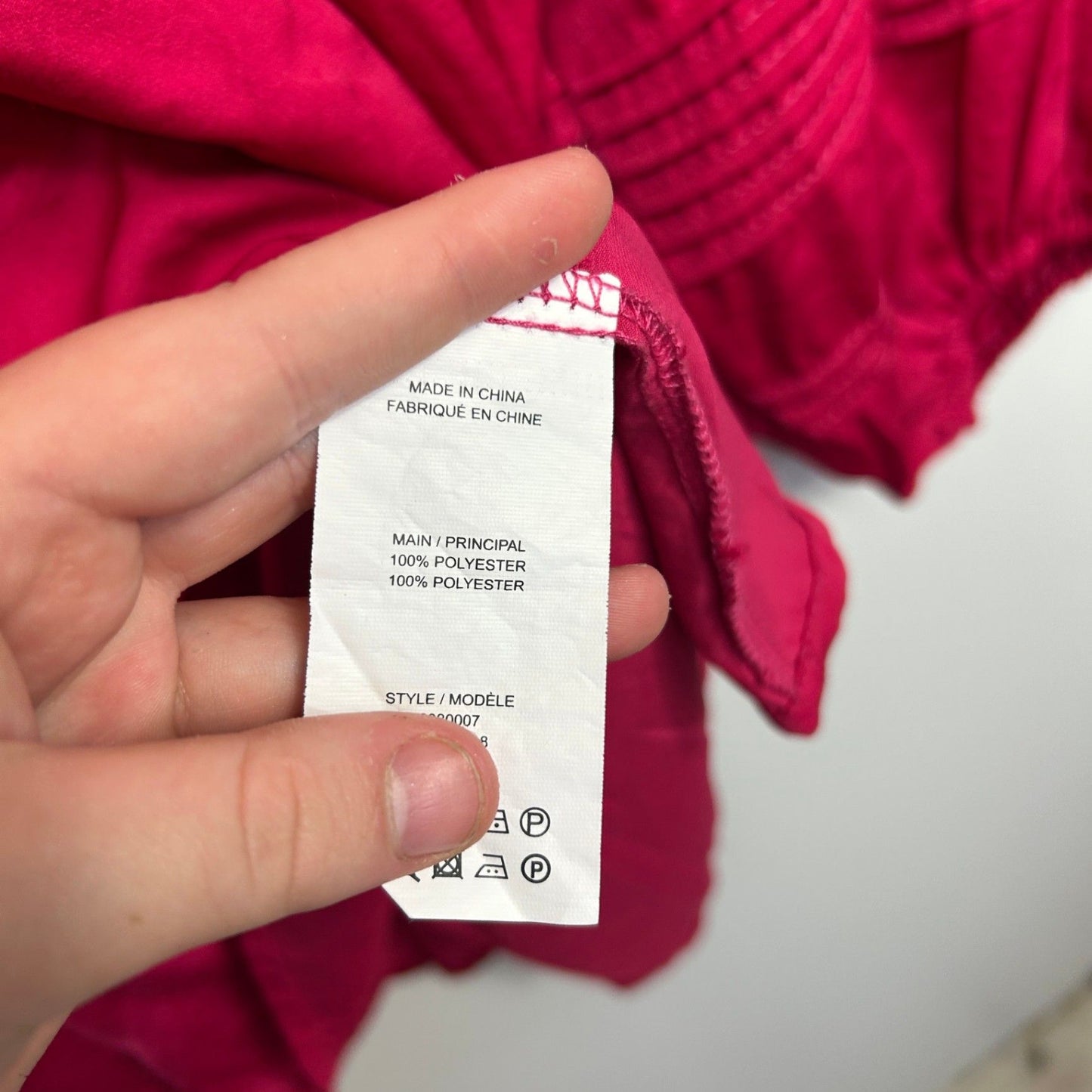 Beme Pink Top Size 24 Billow Long Sleeve Ruffle Neck