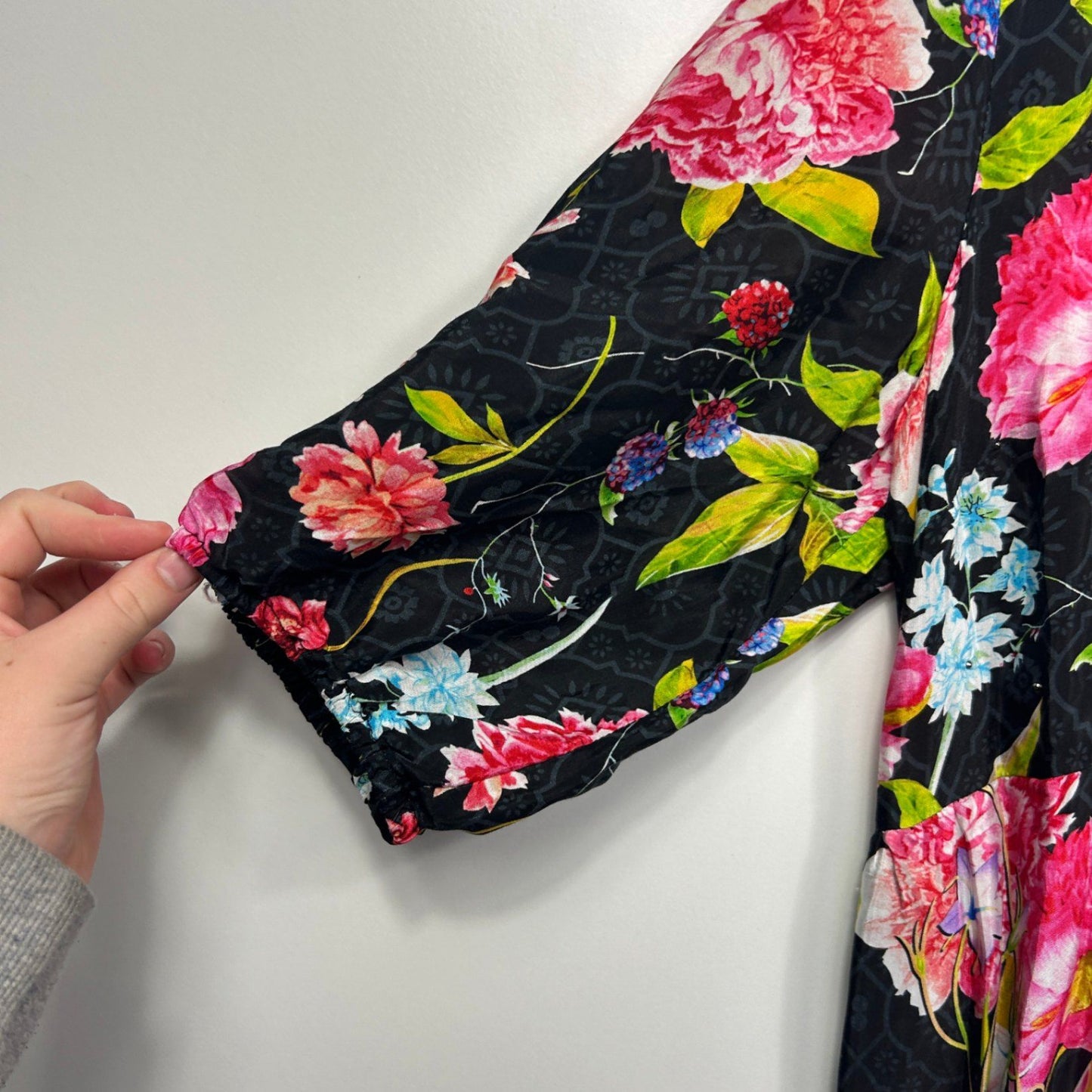 Taking Shape Maxi Dress Size 12 14 Black Floral Short Sleeve Viscose