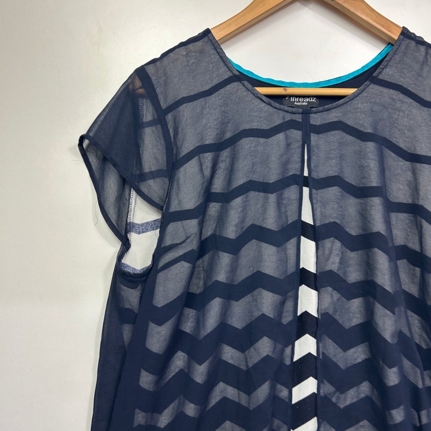 Threadz Navy White Sheer Overlay Short Sleeve Top Striped Size XL