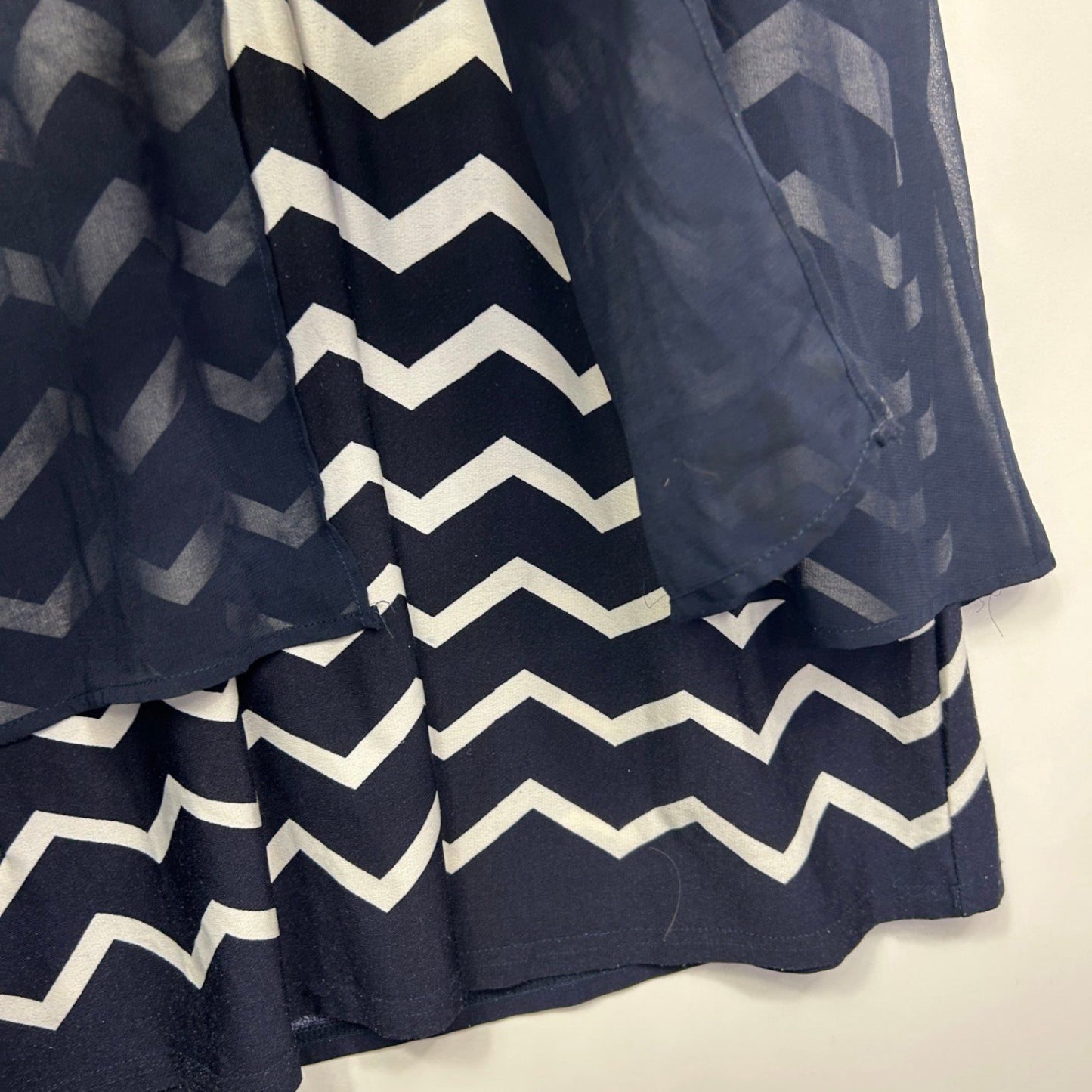 Threadz Navy White Sheer Overlay Short Sleeve Top Striped Size XL