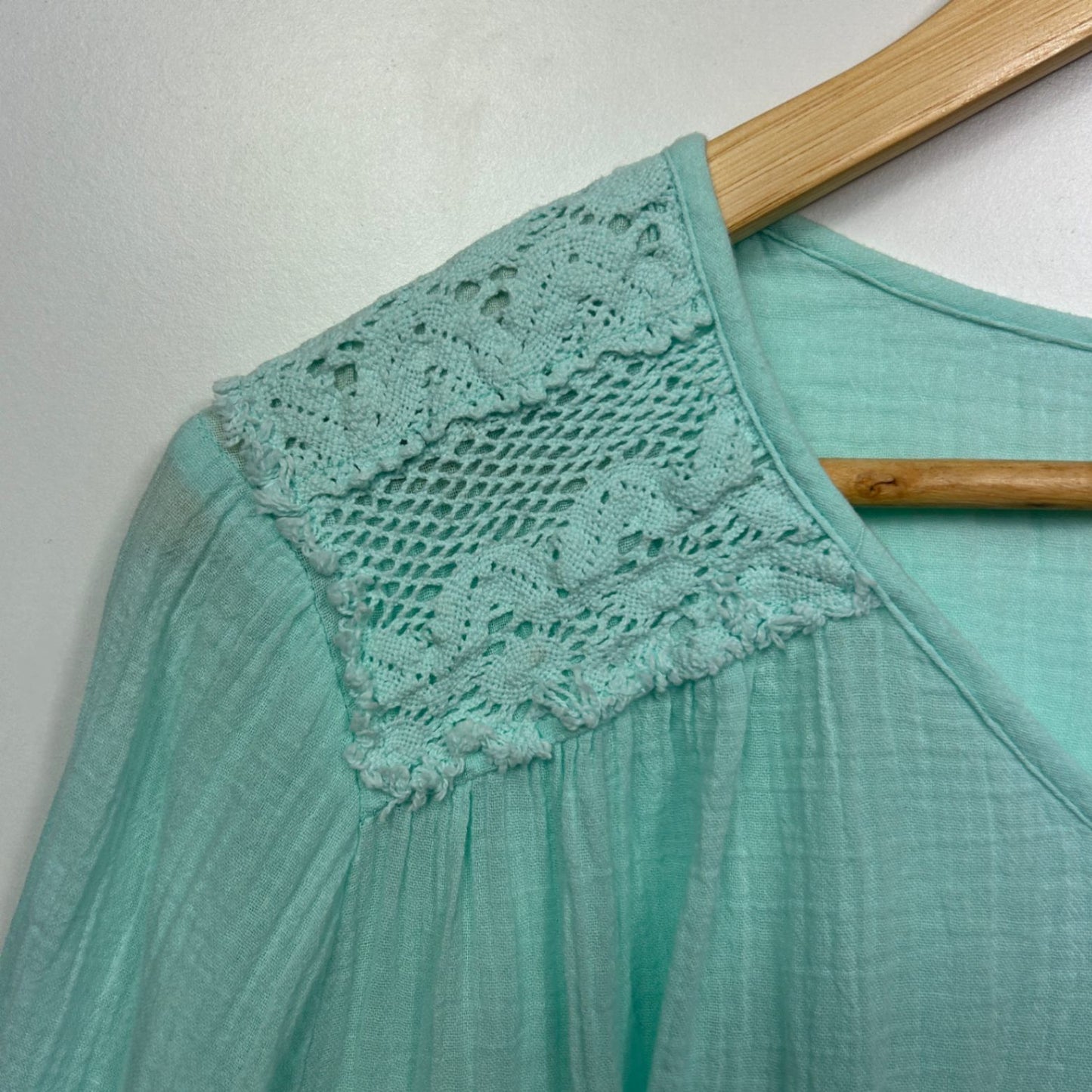 Target Aqua Blue Viscose Long Sleeve Boho Blouse Size 20 Lightweight
