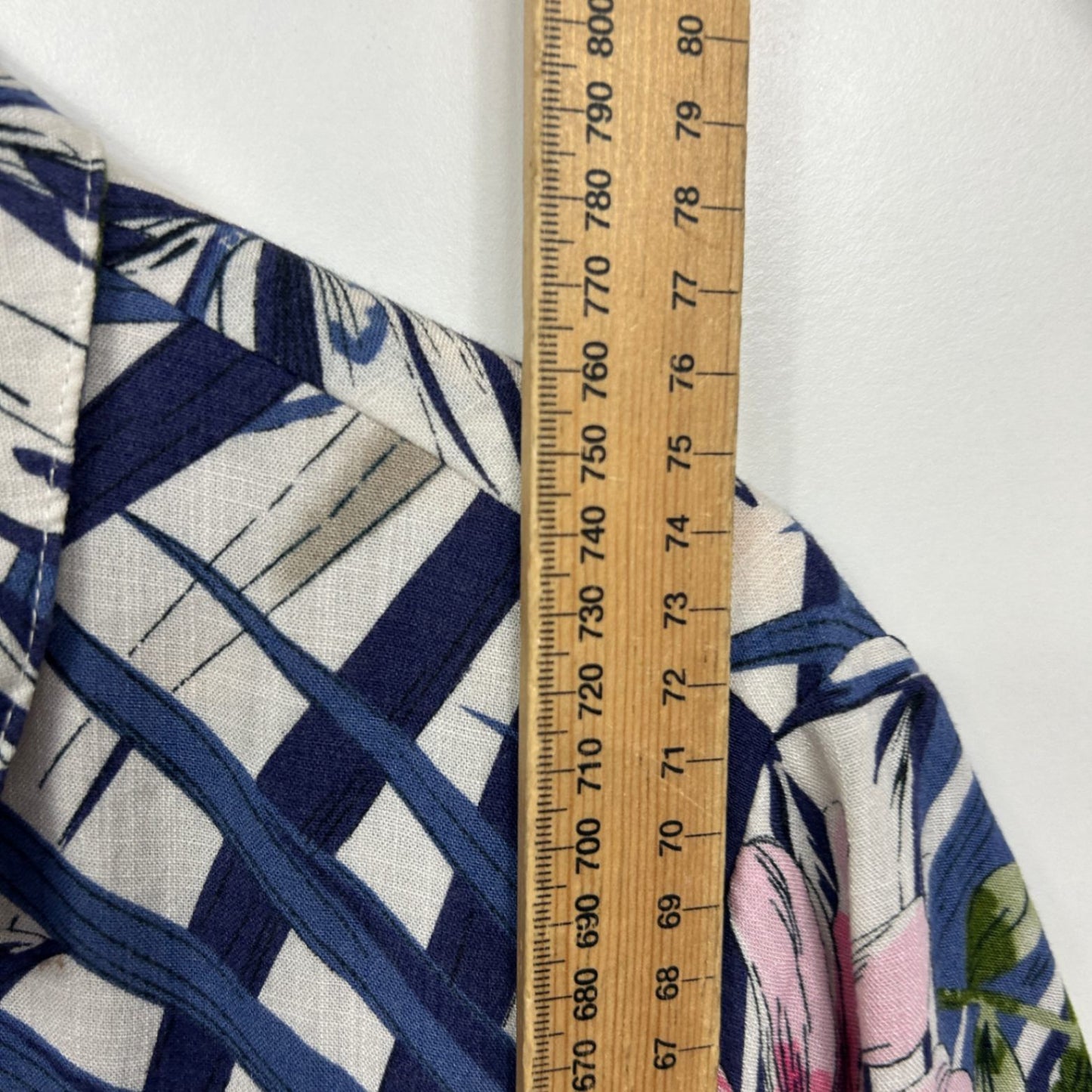 Gordon Smith Linen Blend Button Up Top Blouse Size 16 Roll Tab Sleeve