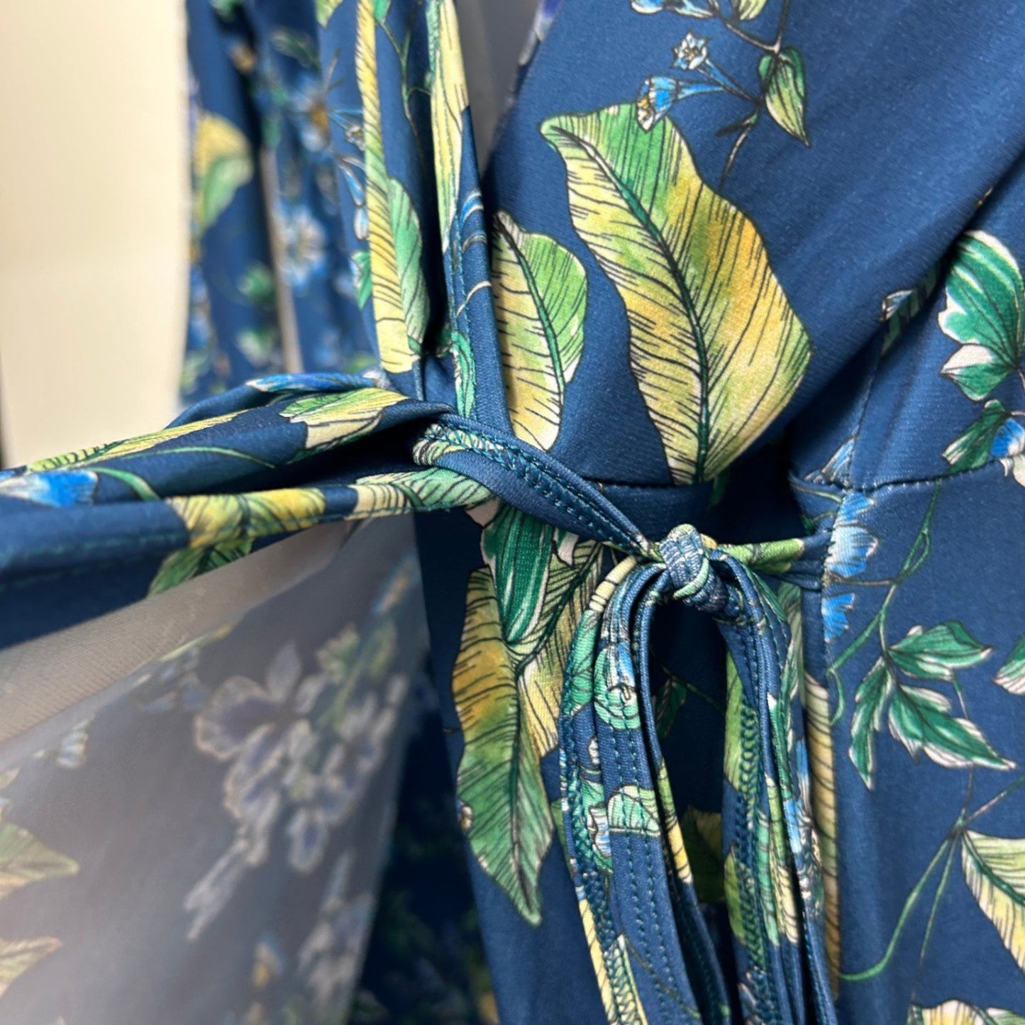 Belle Bird Cocktail Dress Size 16 Blue 3/4 Sleeve Floral Birdsnest V Neck Tie Closure