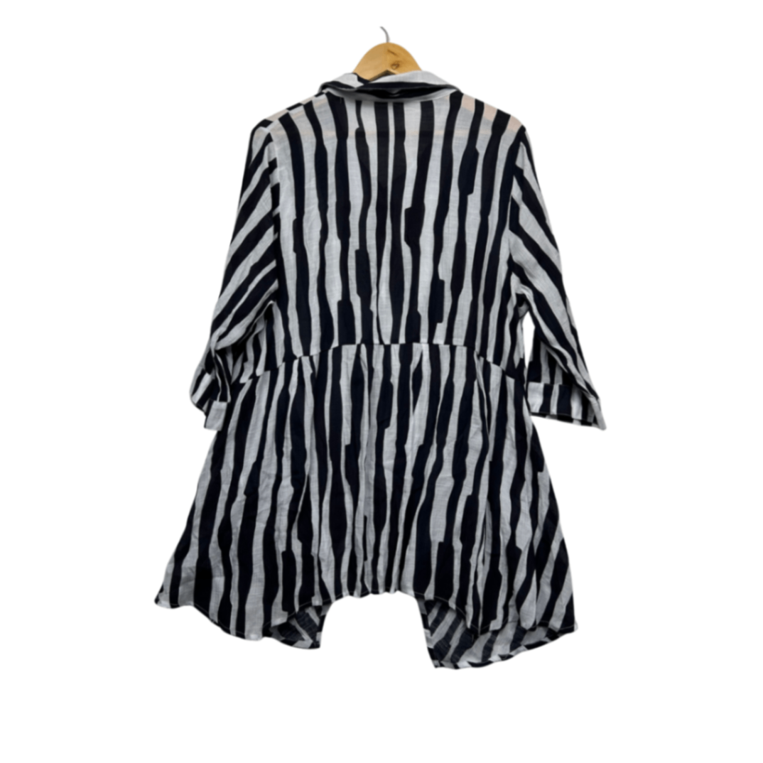 Virtuelle Black White Long Sleeve Striped Shirt Blouse Top Size 20 Pockets