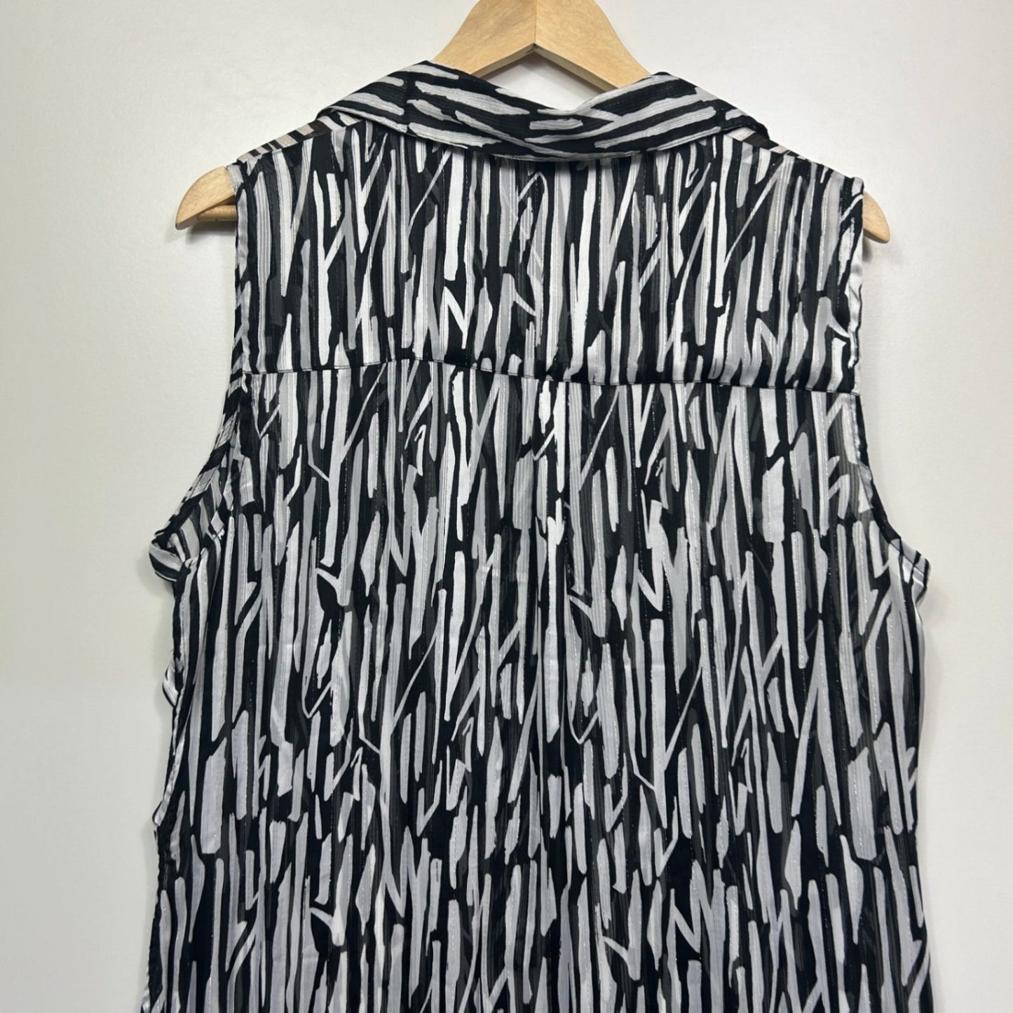 Taking Shape Dress Top Layer Size 16 Sleeveless Button Up Metallic