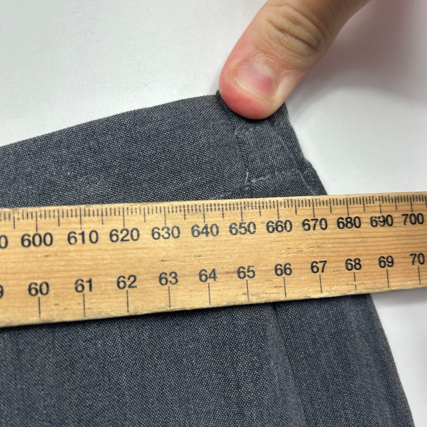 New Yours Truly Trousers Pants Size 30/32 Grey