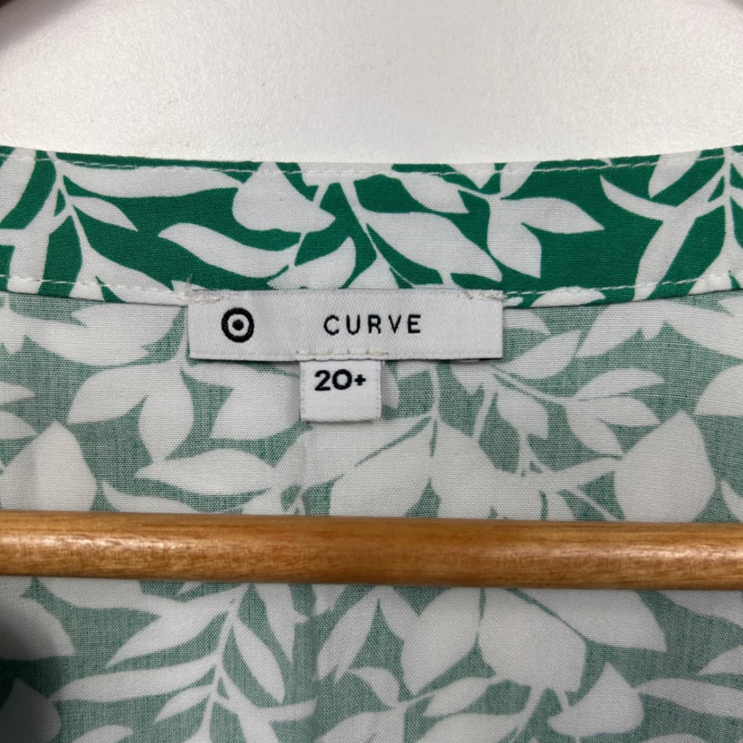 Target Top Size 20 Green Floral Short Sleeve Viscose