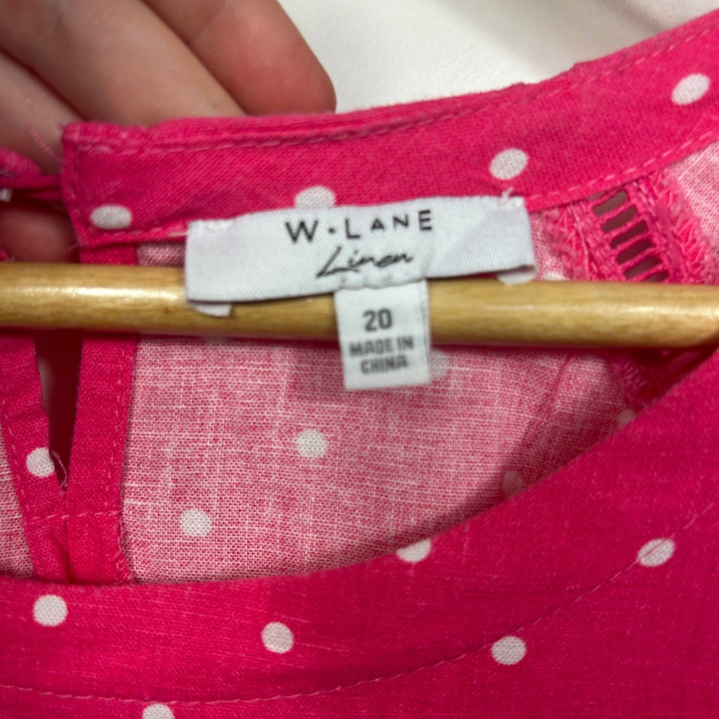W Lane Linen Blend Pink Dots Short Sleeve Top Size 20