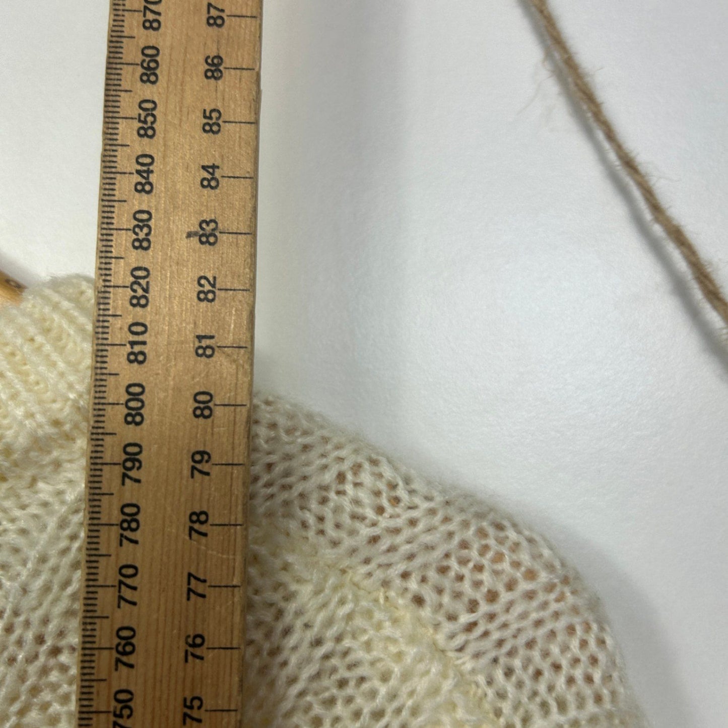 Beme Long Sleeve Cream Jumper Size 18 Plus Medium
