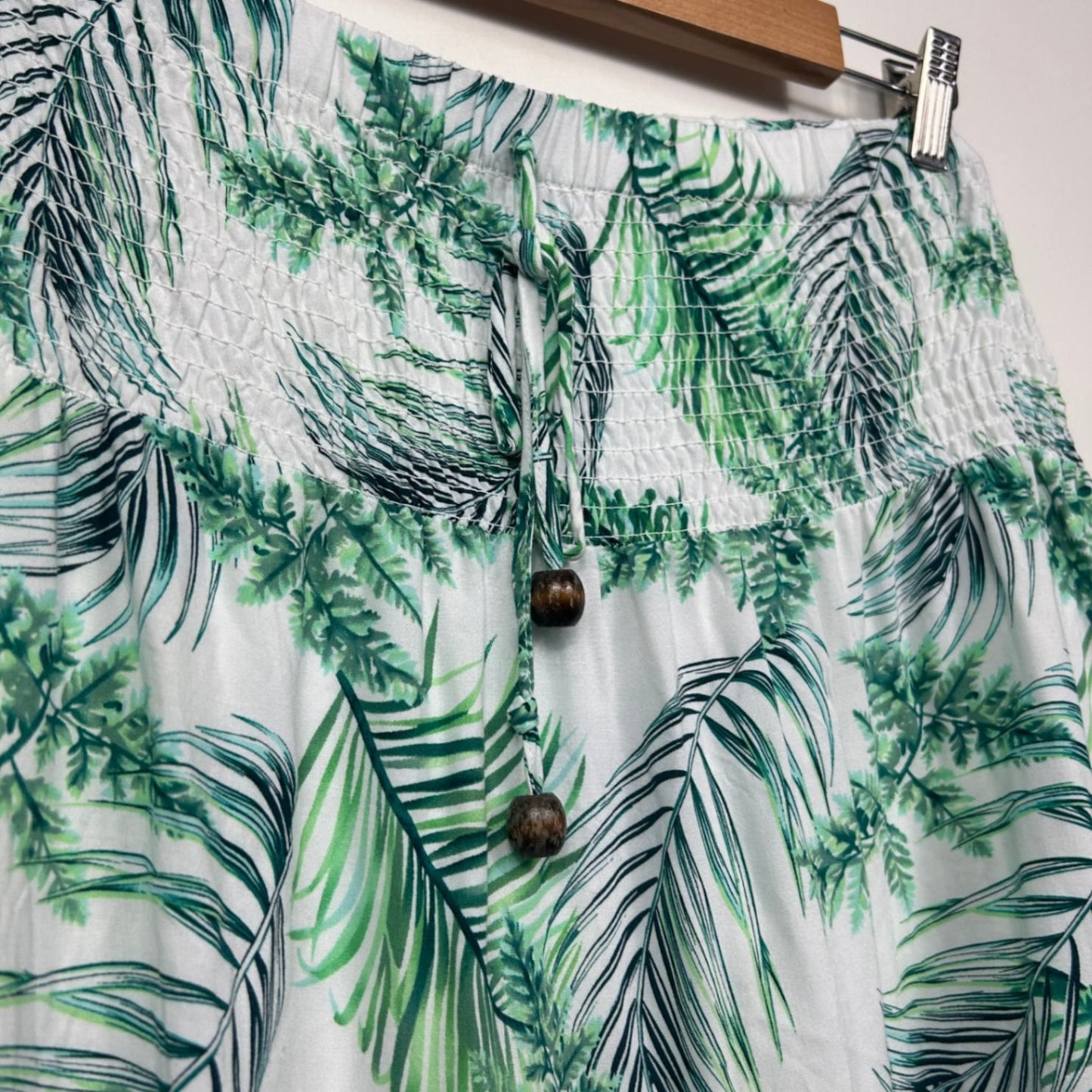 Millers Green Floral Leaf Print White Maxi Skirt Size 2XL 18 Viscose