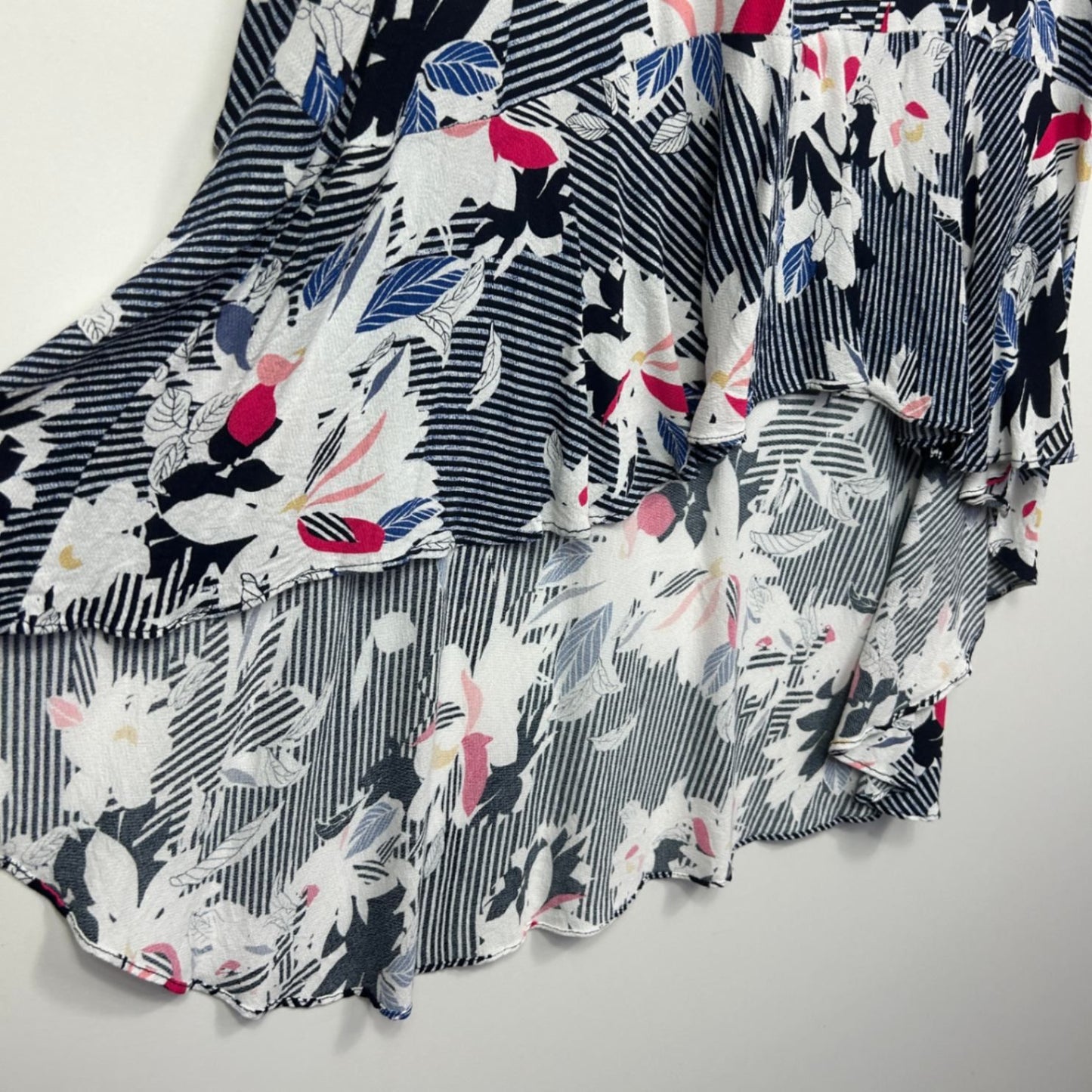 Virtuelle Tunic Top Size 14 Striped Floral Cold Shoulder Hi Low Hem