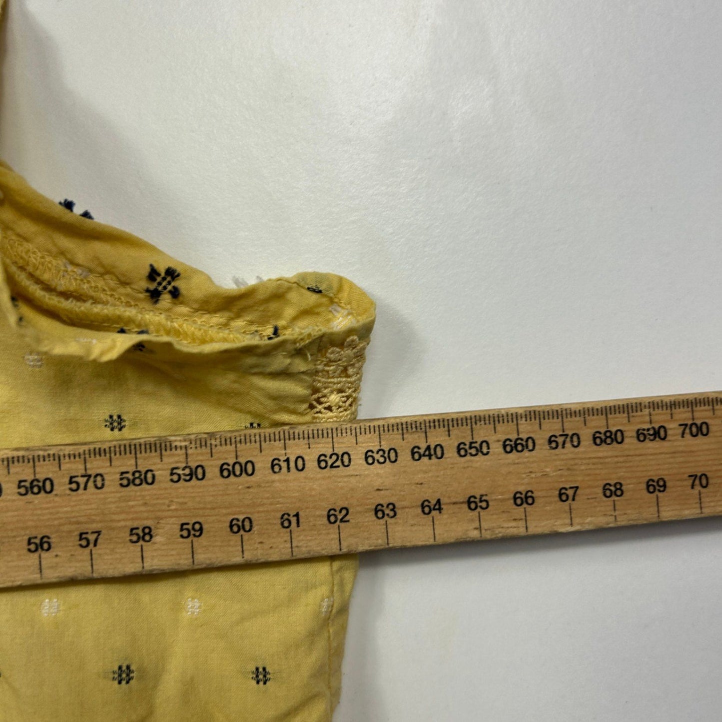 Target Yellow Short Sleeve V-Neck Top Blouse Size 20