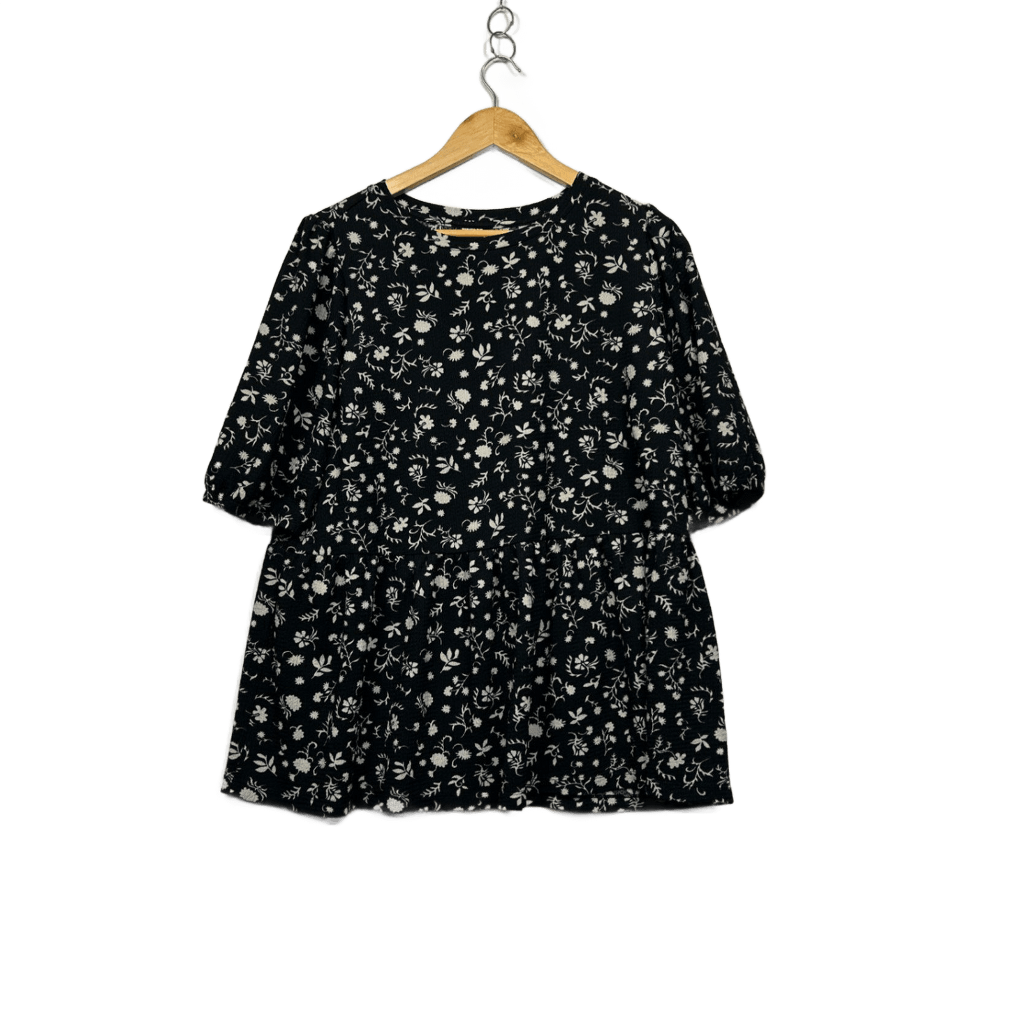 Anko Black White Short Sleeve Round Neck Floral Top Size 20