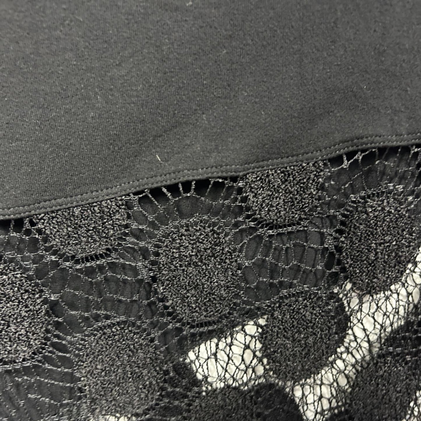 Taking Shape Black Tunic Top Size 18 Plus Medium Cowl Neck Sleeveless Lace Trim