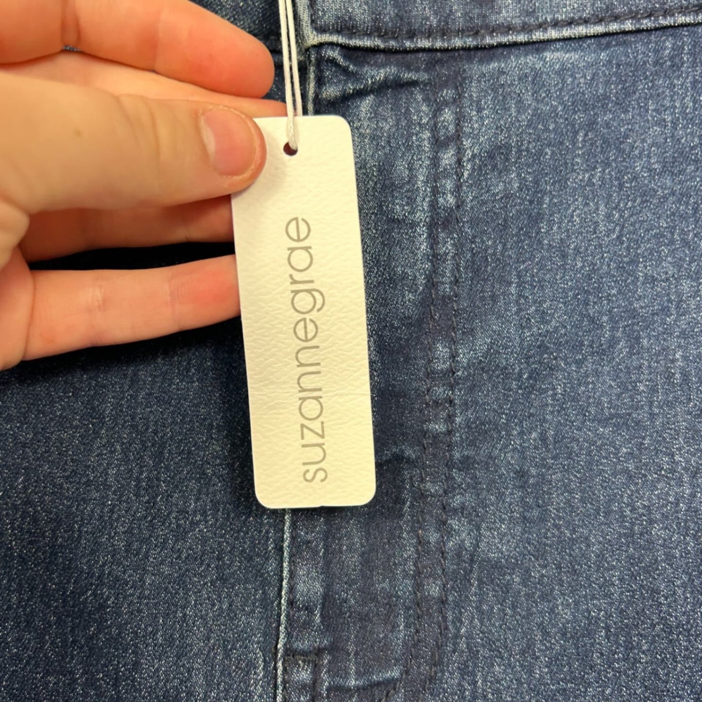 New Suzanne Grae Denim Shorts Size 24