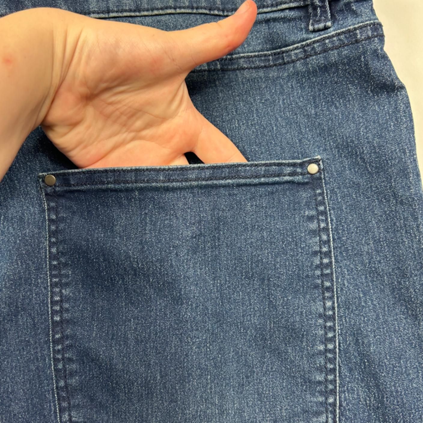 New Suzanne Grae Denim Shorts Size 24