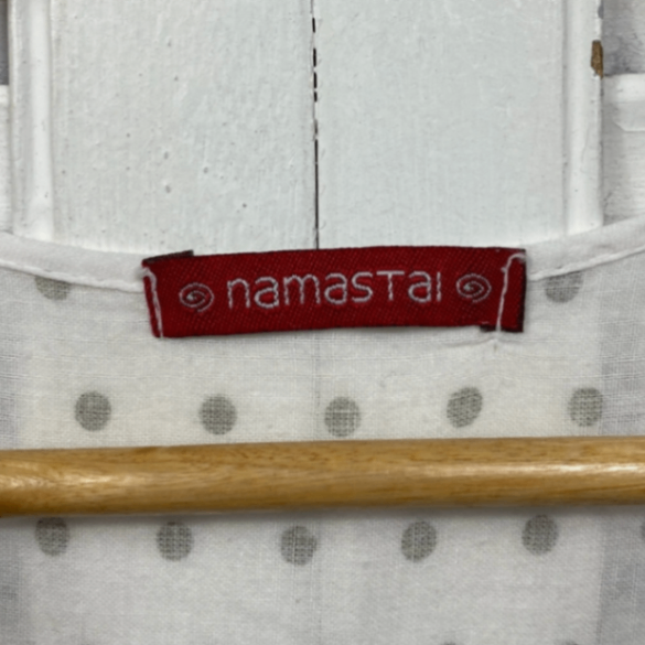 Namastai White Cotton Sleeveless Round Neck Layered Boho Blouse Size Large 14