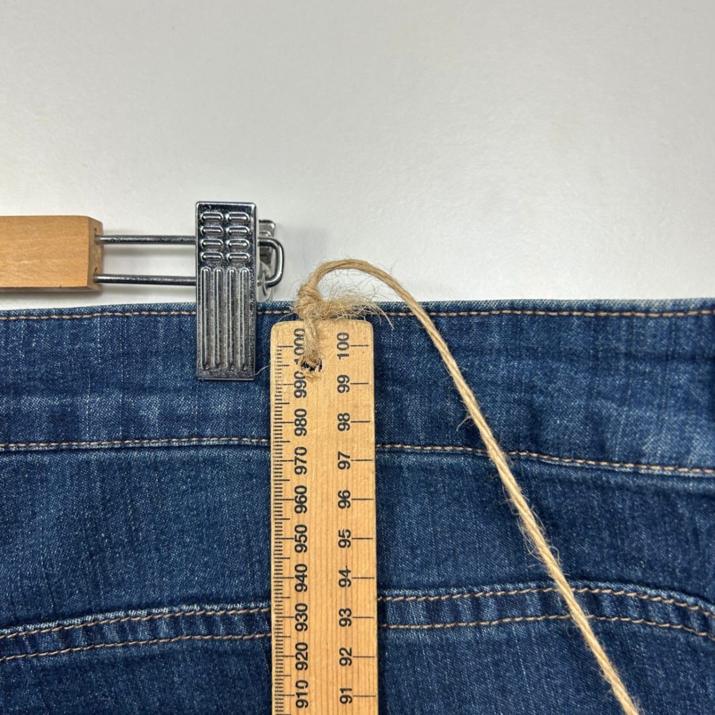 Sara Blue Straight Leg Jeans Size 24