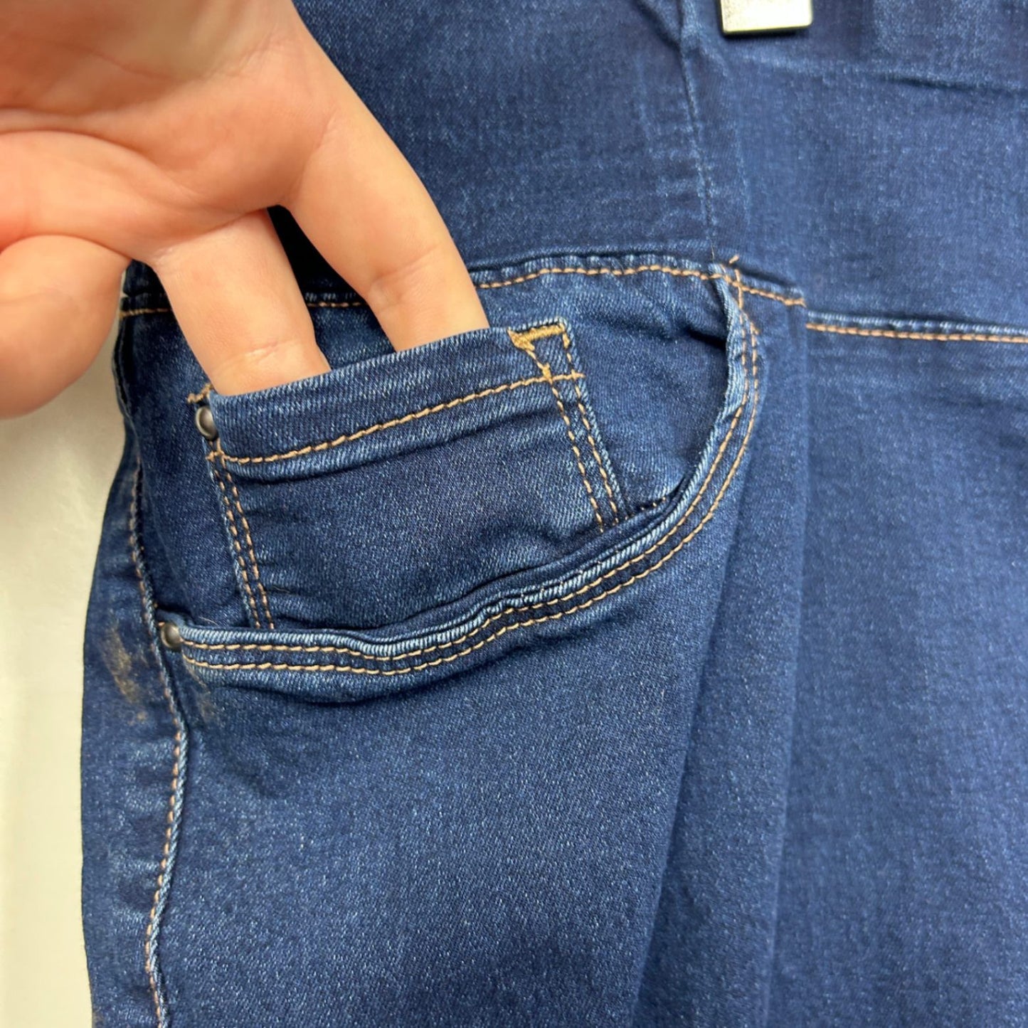 Autograph Women's Blue Pull On Jeans Size 24