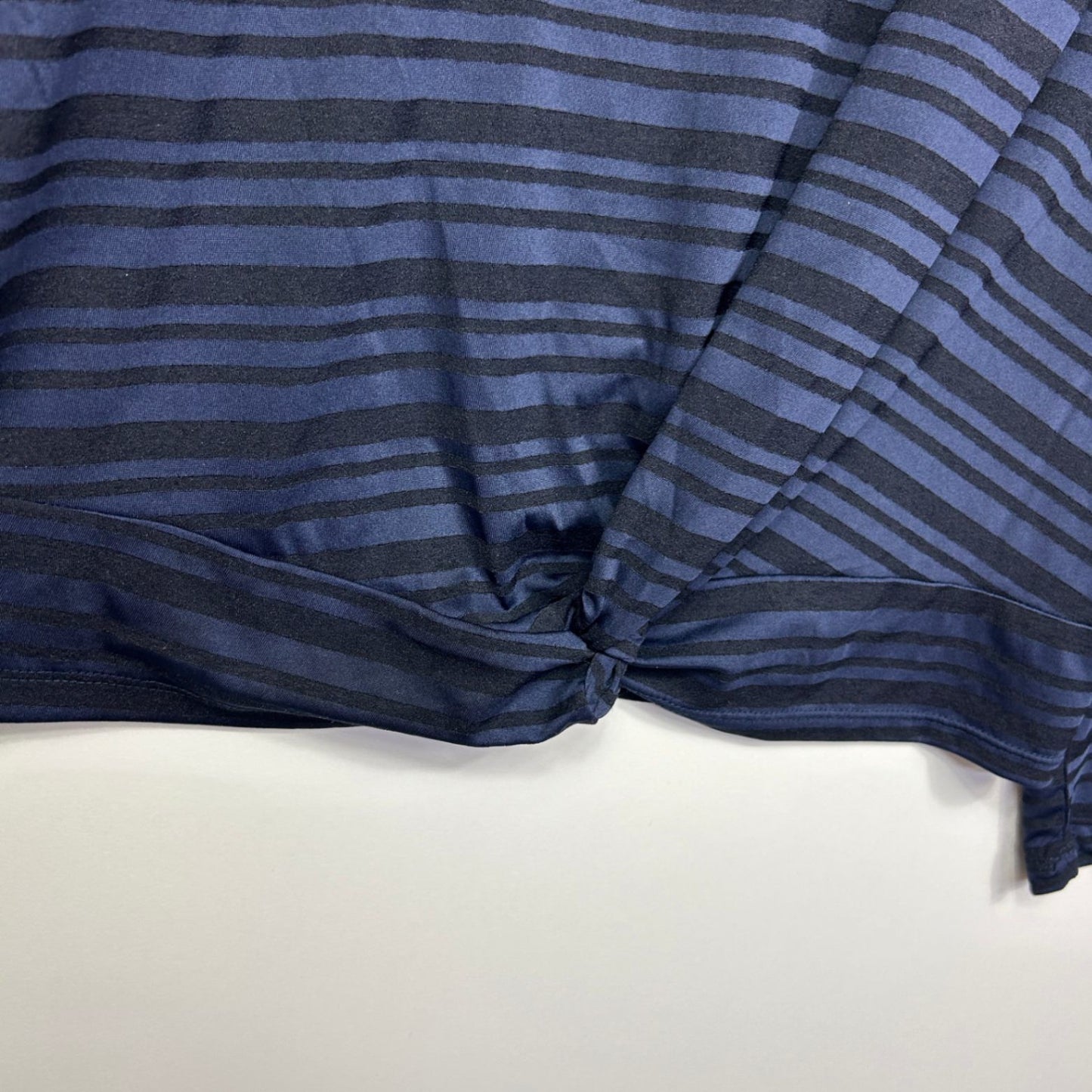 Elite Navy Blue Long Sleeve Front Twist Activewear Casual Top Size 16