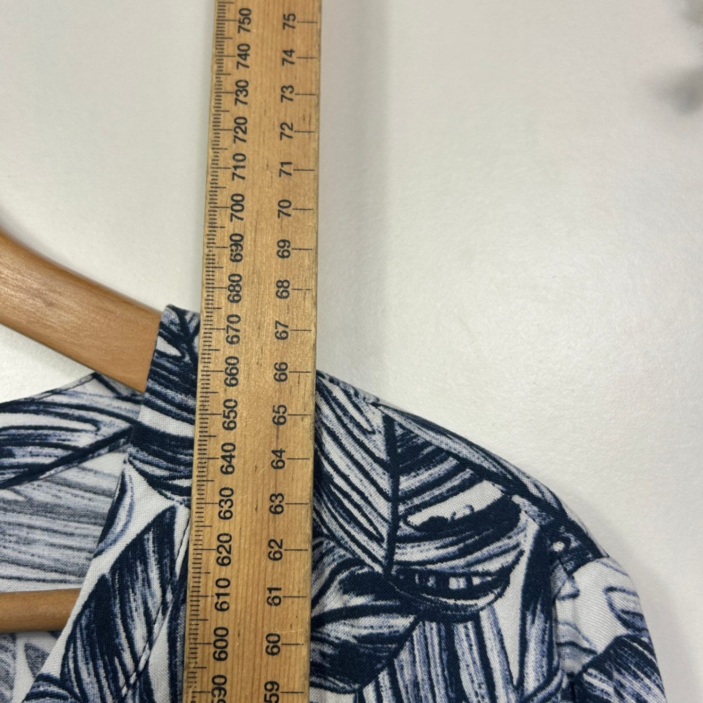 Rockmans Blue White Long Sleeve Leaf Print Tunic Top Size 20 Linen Blend