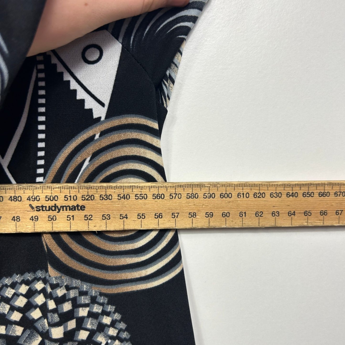 Hourglass Black Beige Long Sleeve Blouse Tunic Top Size 20