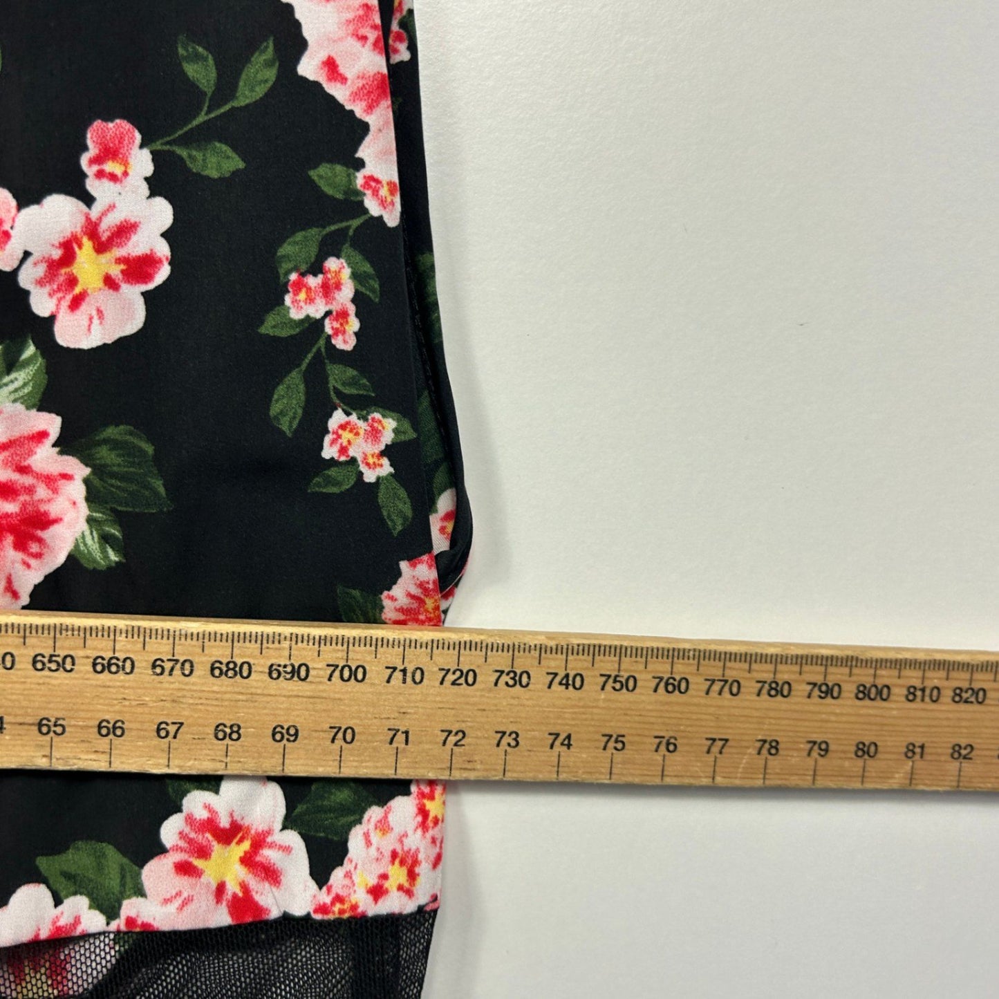 Torrid Black Floral Short Sleeve Mesh Panel Top Size 4XL