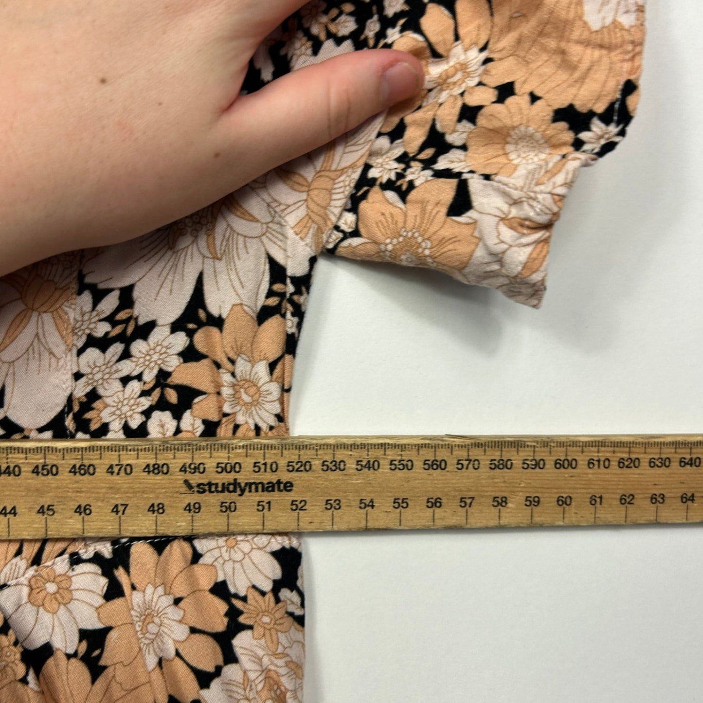 Vine Apparel Beige Viscose Short Sleeve Floral Boho Dress Size 16