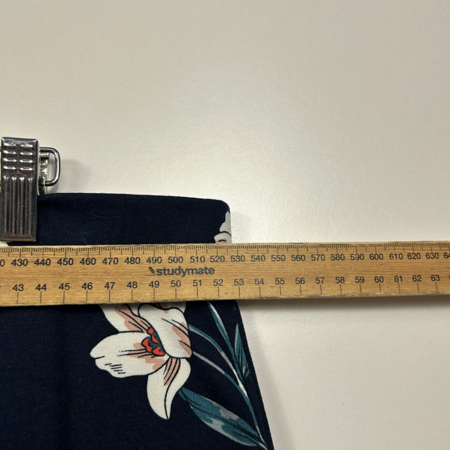 Preview Womens Navy Floral Viscose Blend Stretch Skirt Size 20