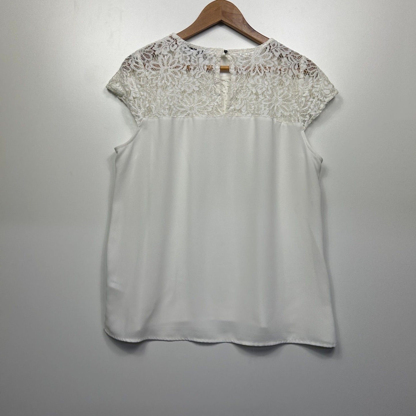 Preview Blouse Size 16 White Lace Cap Sleeve