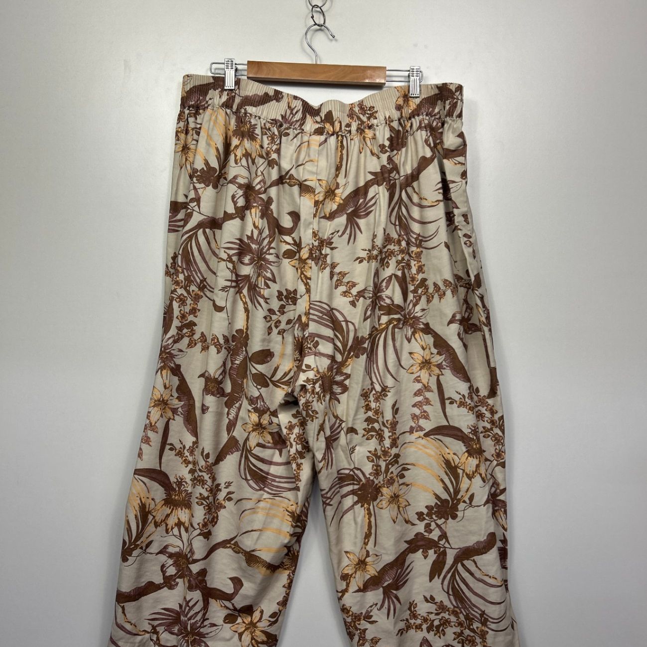 Anko Curve Wide Leg Floral Print Viscose Cropped Pants Size 26