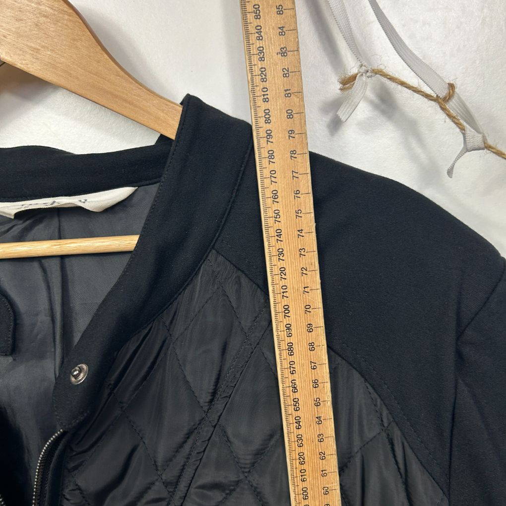 Virtuelle Black Quilted Jacket - Size 24
