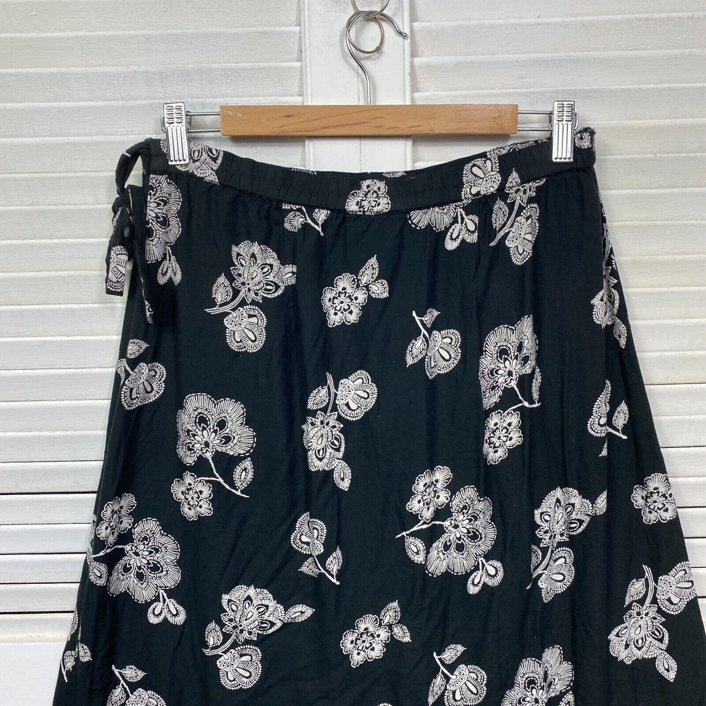 Angie Wrap Maxi Skirt Size large Black White Floral Long Length