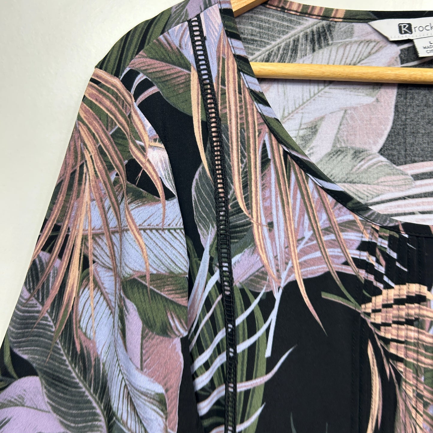 Multicoloured patterned jacket front view