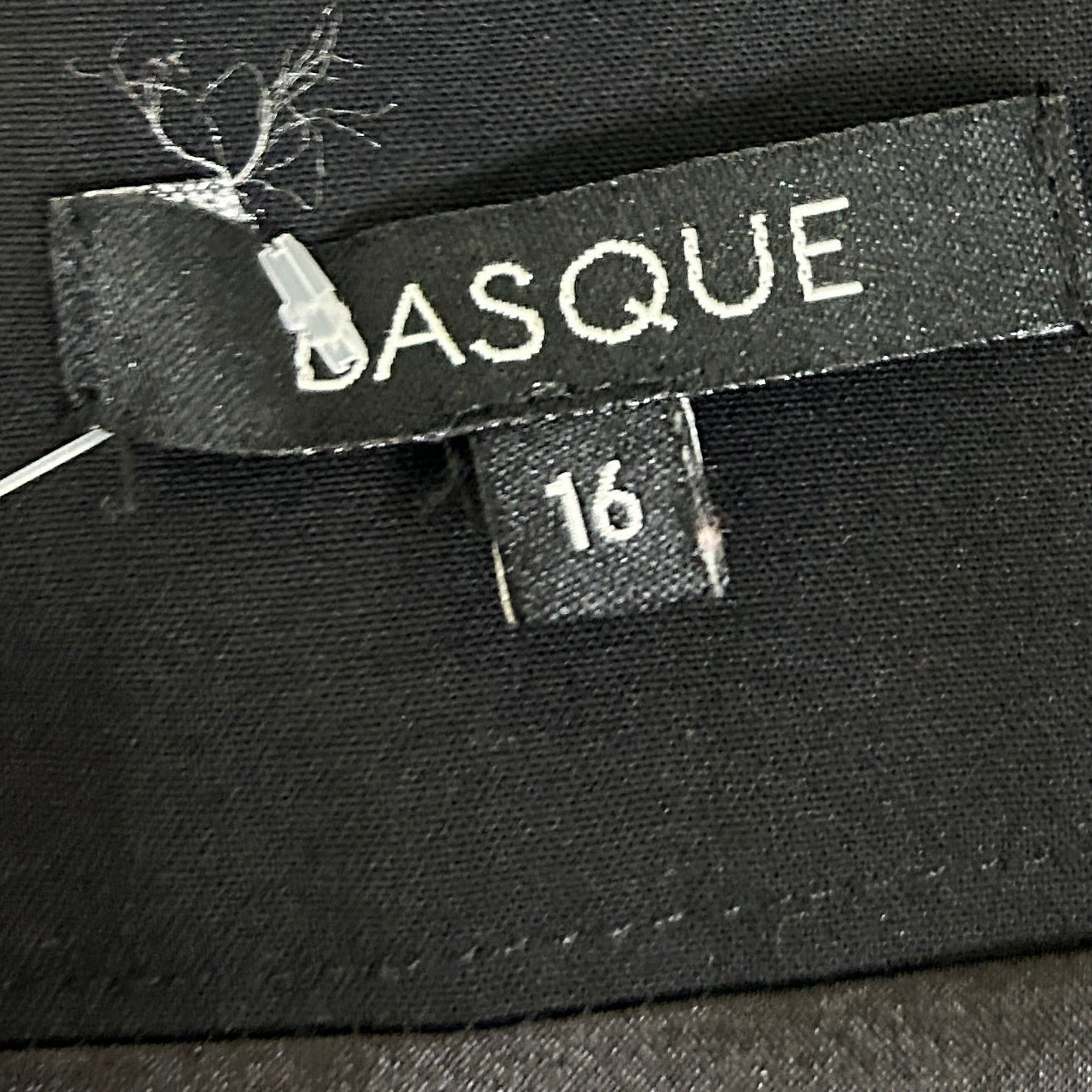 Vasque Black Skirt - Size 16