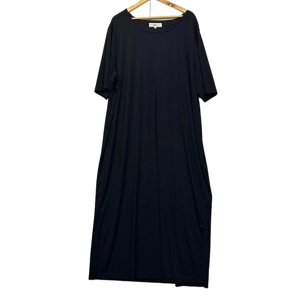 1626 T-Shirt Dress - Size 26