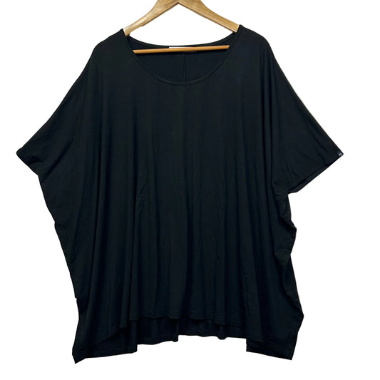 Black oversized t-shirt front view