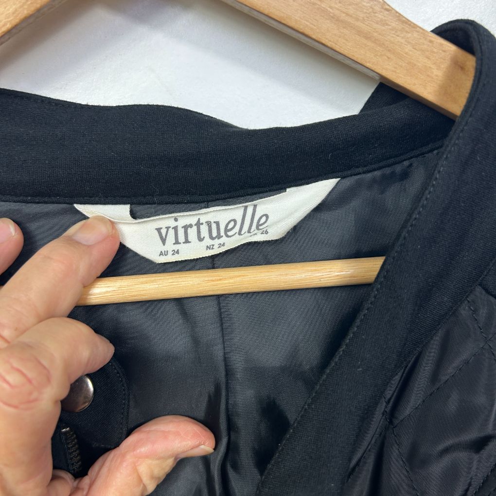 Virtuelle Black Quilted Jacket - Size 24