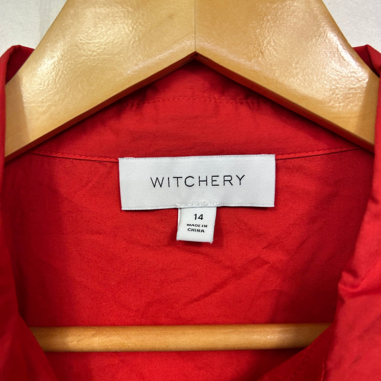Red jacket label detail view