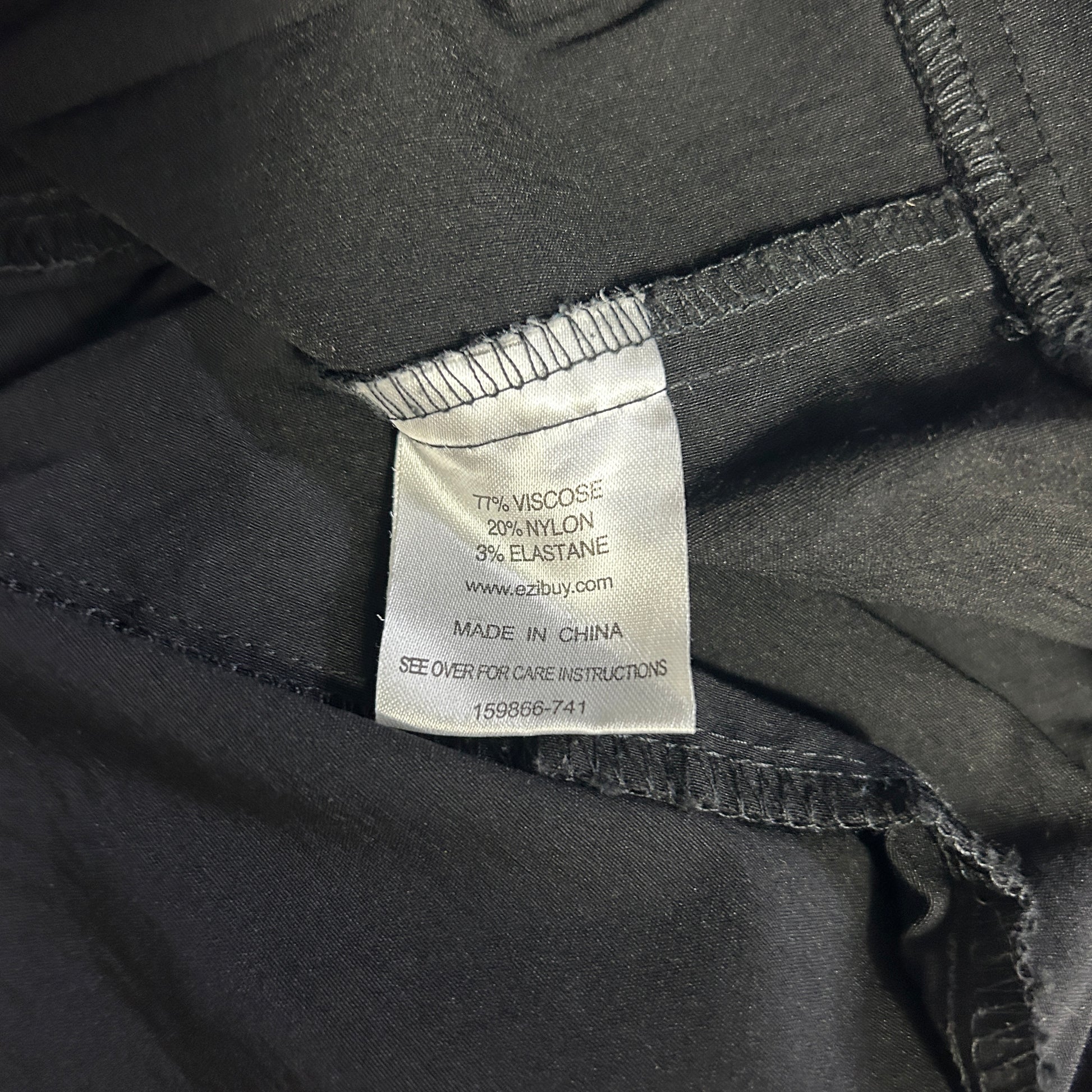 Black pants label detail view