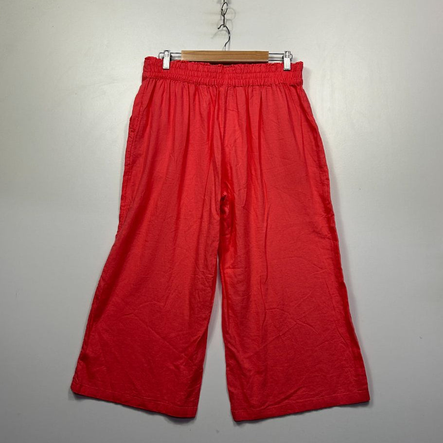 Red pants front view
