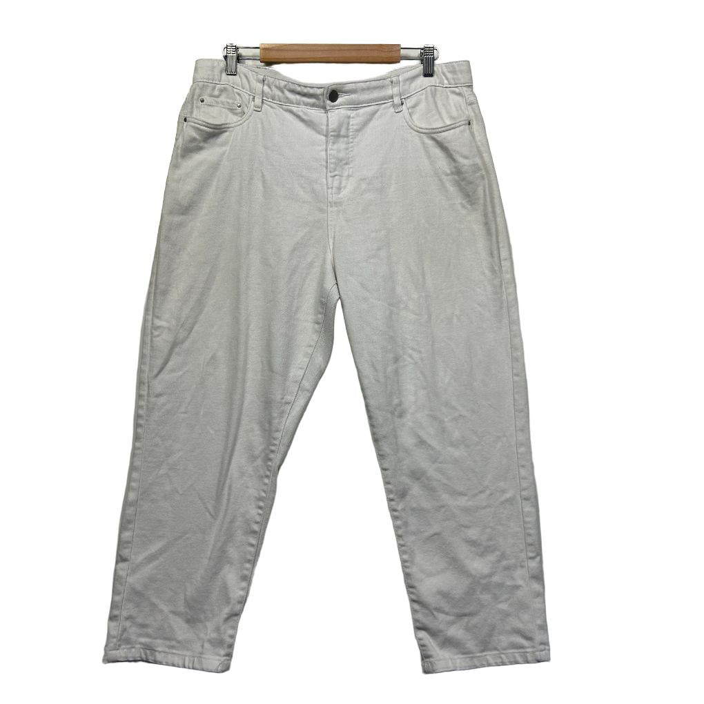 Light grey denim jeans front view