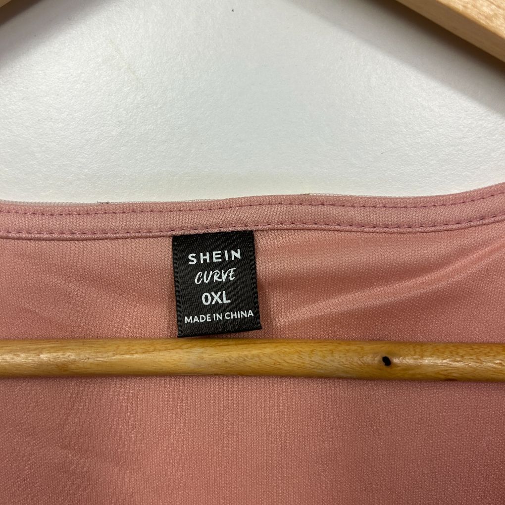 Rose pink top label detail view