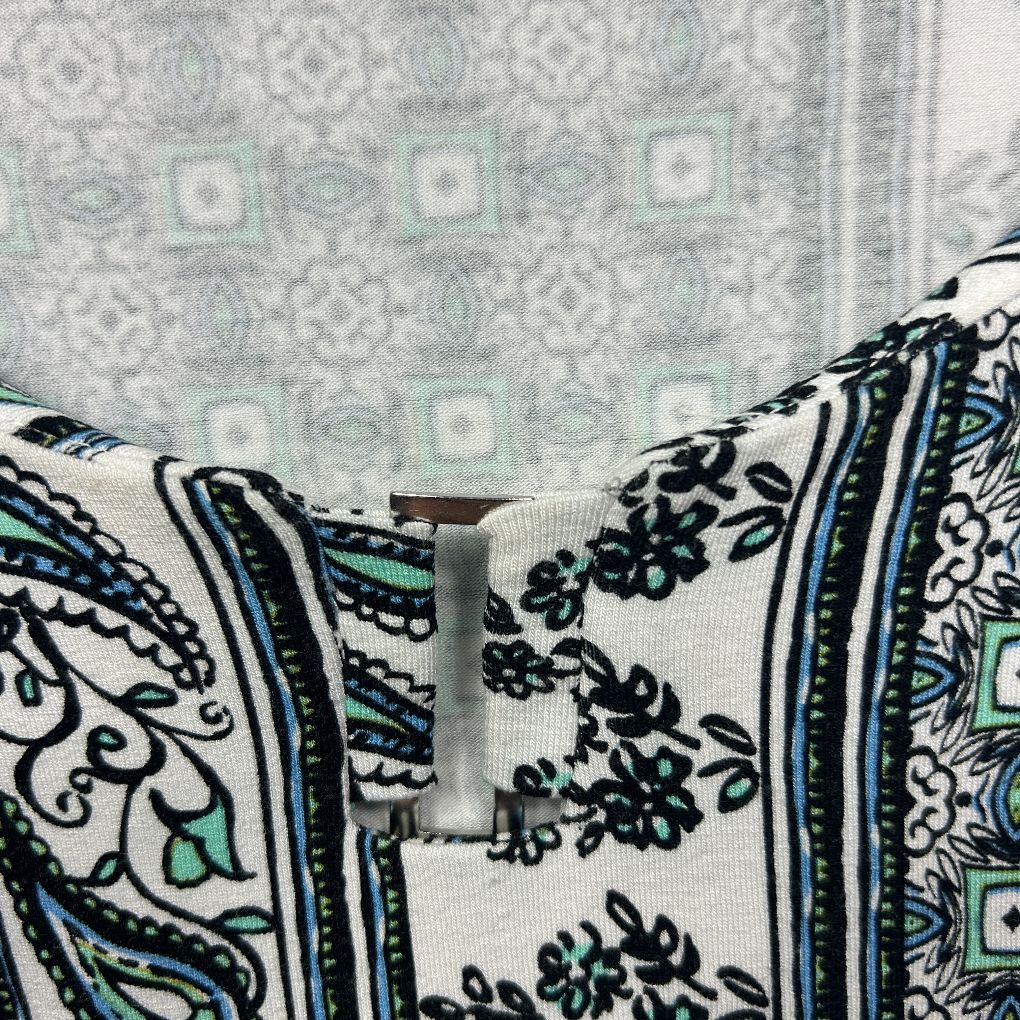 Black and white patterned top detail view